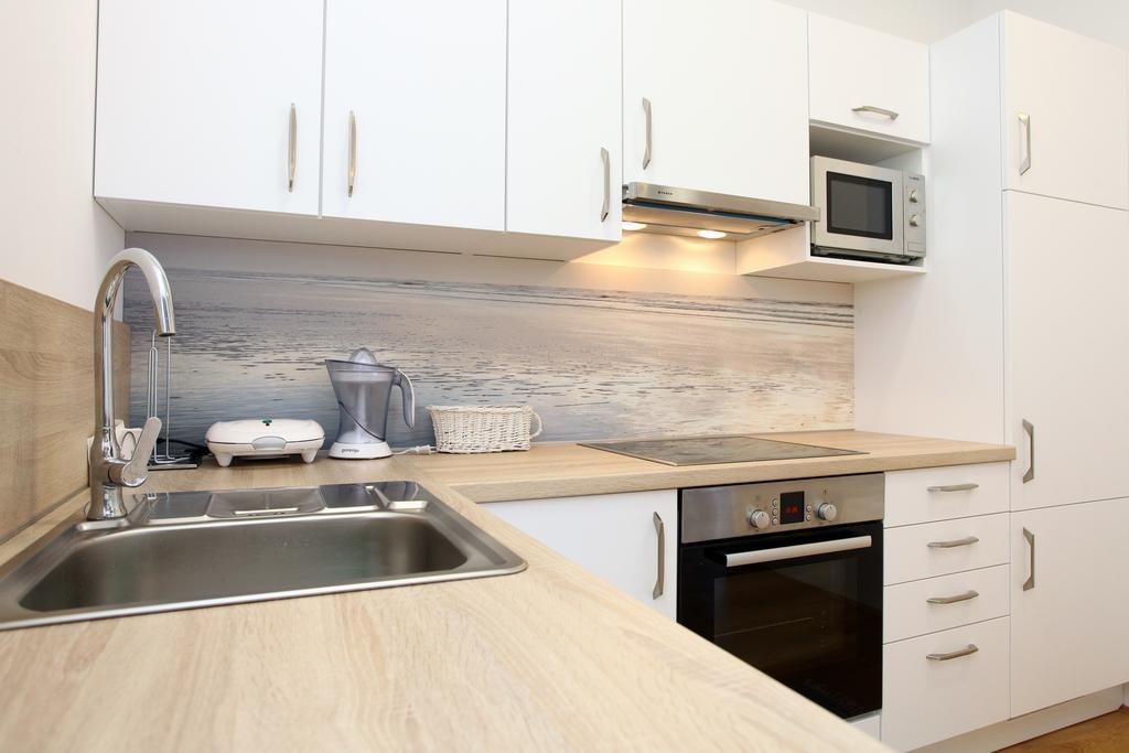 San Simon Sea View Apartment Ll Izola Buitenkant foto